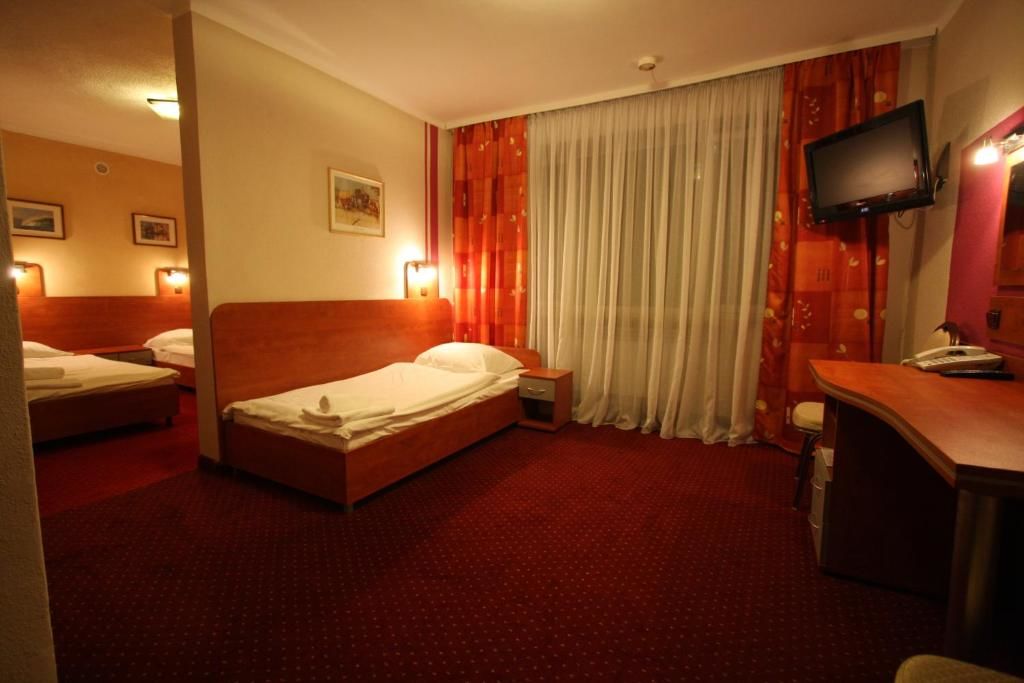 Отель Hotel Orion Сосновец